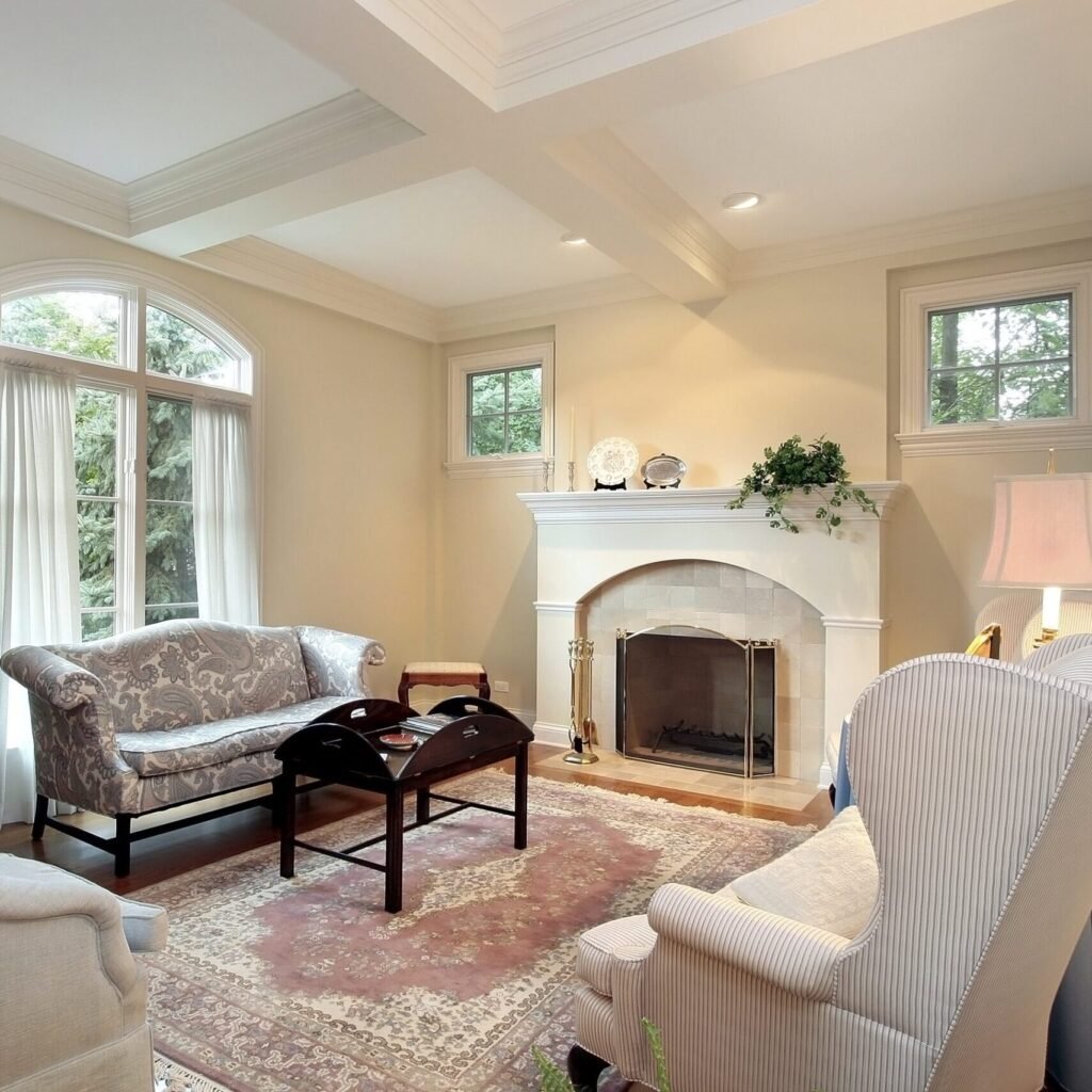 Living,Room,With,Fireplace