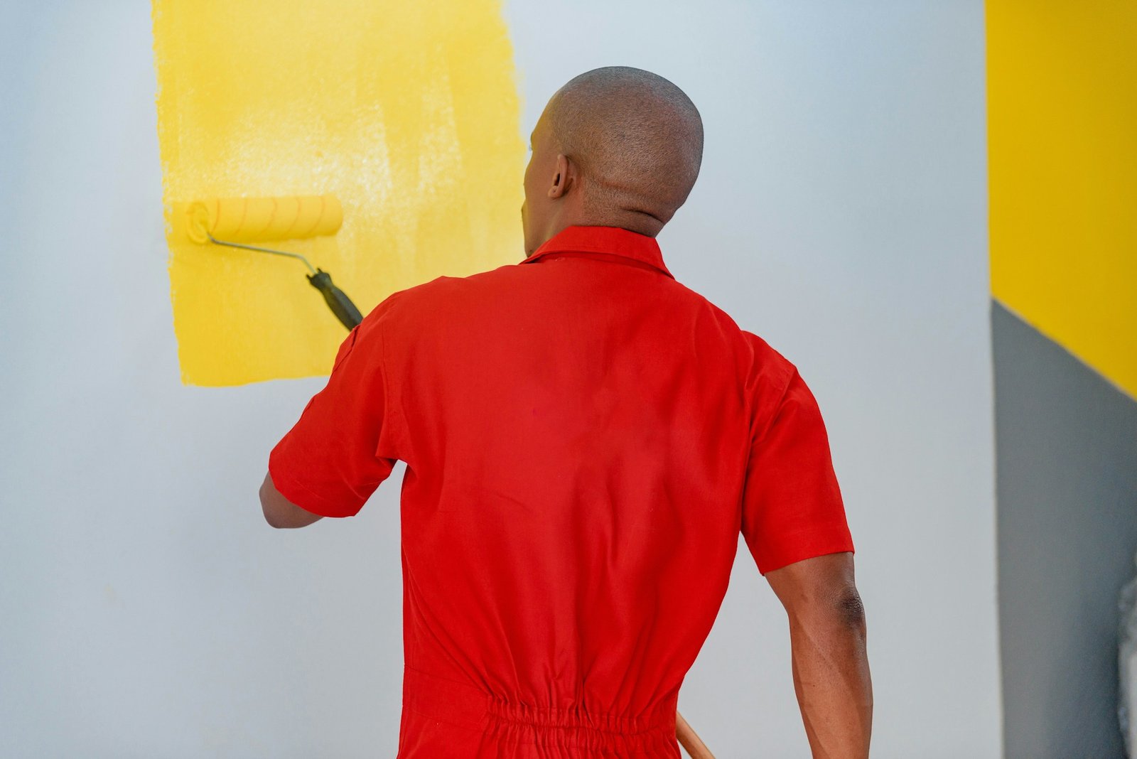 You are currently viewing What Local Regulations Mean for Commercial Painting Permits in Tacoma